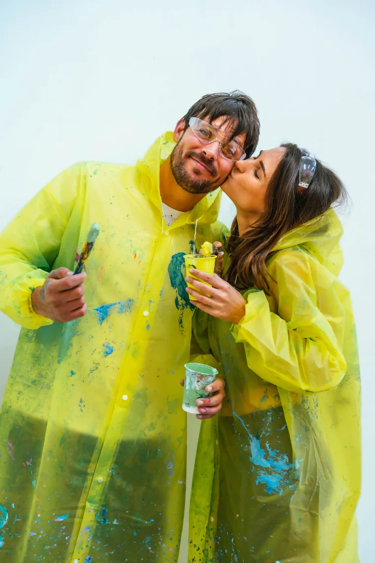 Couple painting together on a romantic date